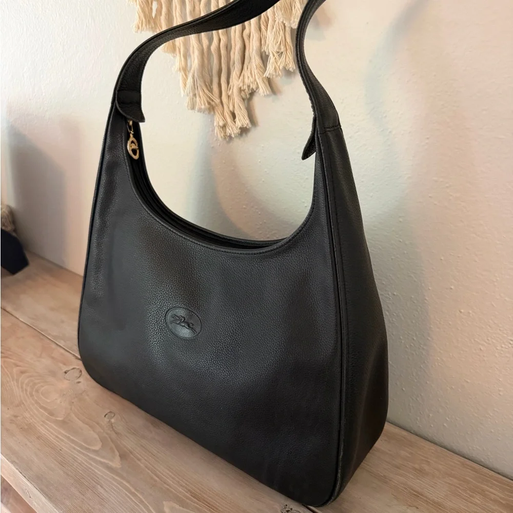 authentic Longchamp black pebbled leather hobo/shoulder bag